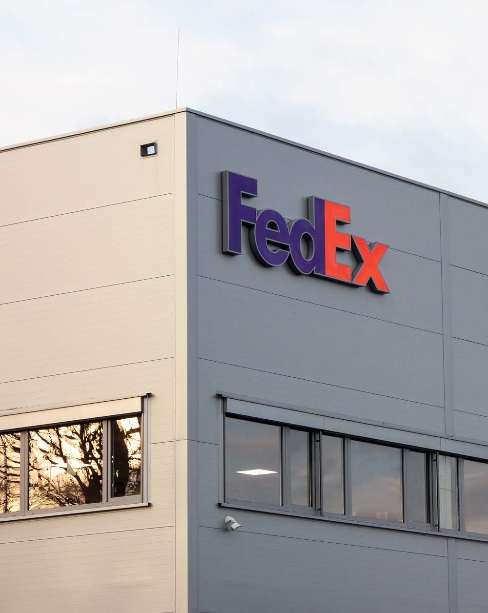 FedEx Logistics Facility - GFH Financial Group